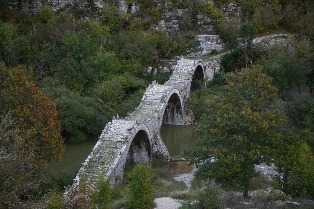 Gasthaus Amanitis Stone House Kipoi Exterior foto